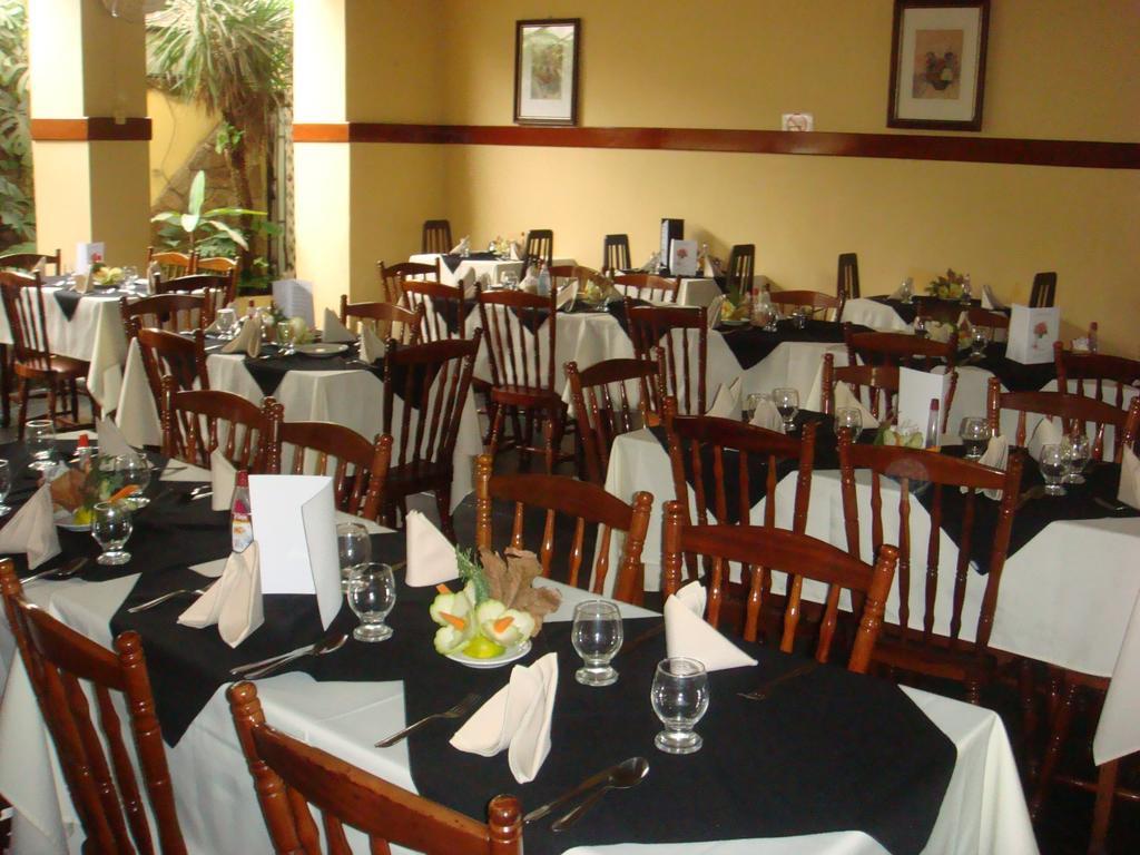 Hotel Lopes Caxambu Εξωτερικό φωτογραφία